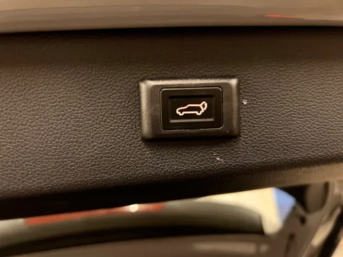 Volkswagen Tahru 2025 Full, siège conducteur et passager électrique et malle électrique