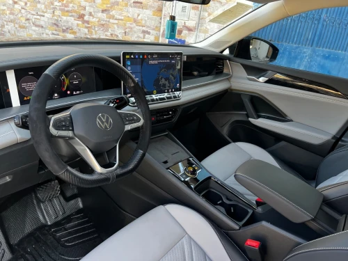 Volkswagen Tayron  2025 