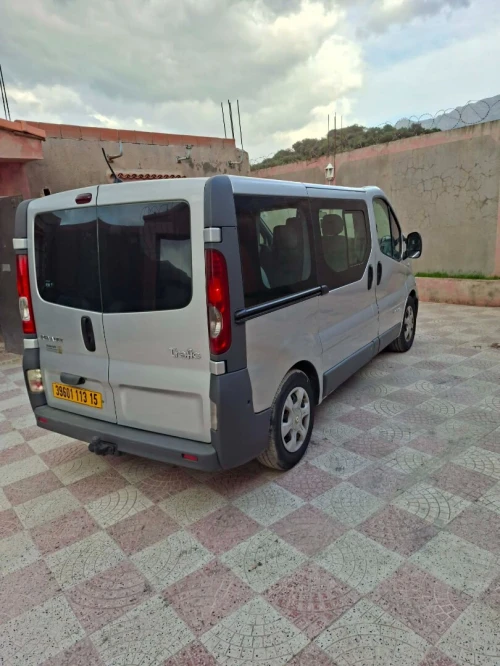 Renault trafic 