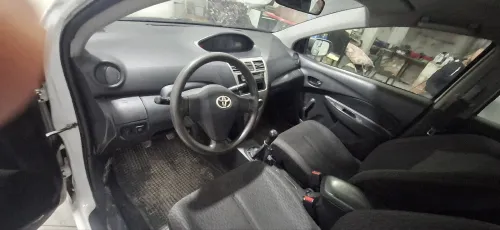 Toyota Yaris 2012 