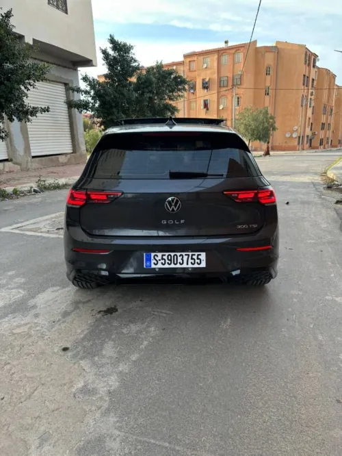 Volkswagen Golf 8 2025 R Black Edition 