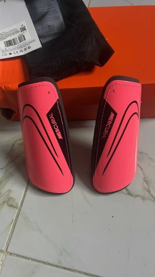 Protége tibia Nike Mercurial 100 % Original