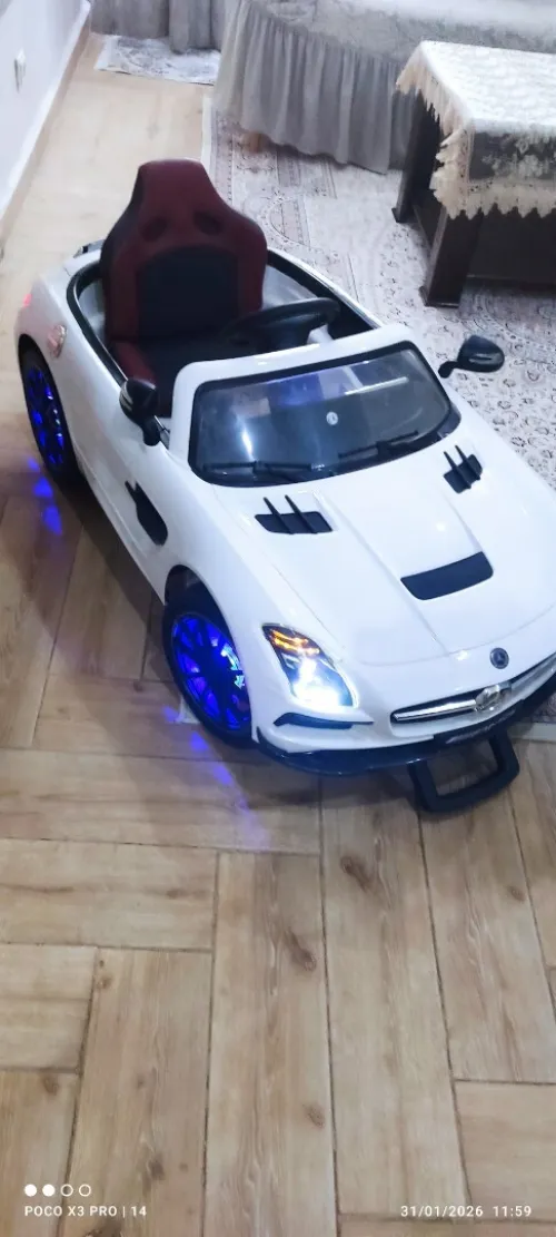 Voiture électrique enfant