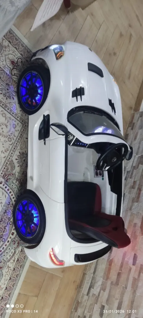 Voiture électrique enfant