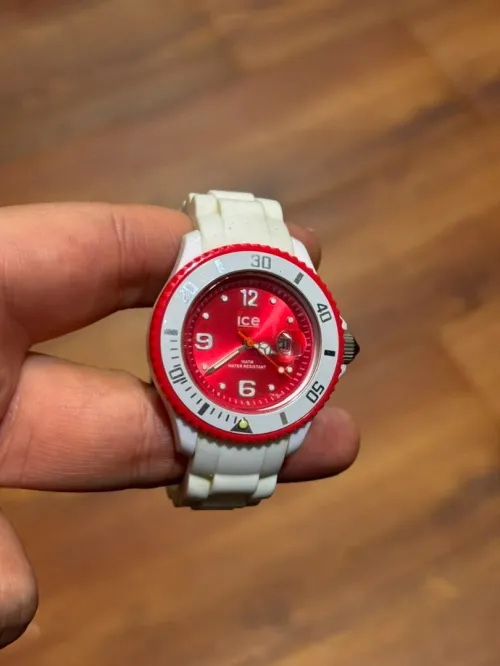 Montre femme original