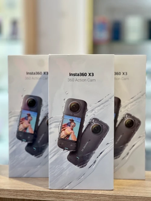 Insta360 X3