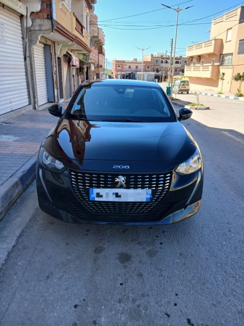 Peugeot 208 2023 Allure Pack