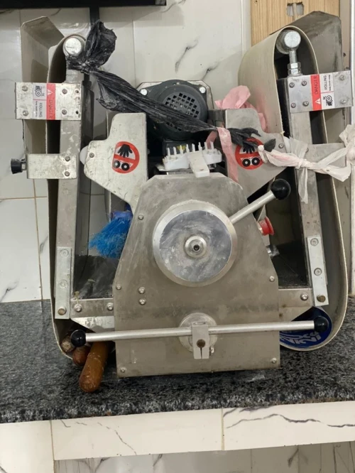 Laminoir professionnel pour pâte inox