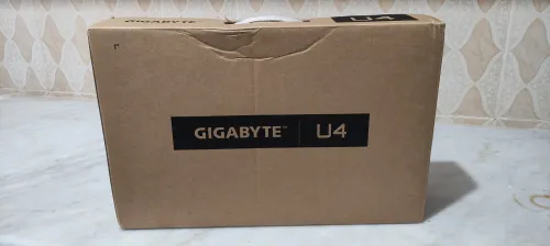 GIGABYTE U4