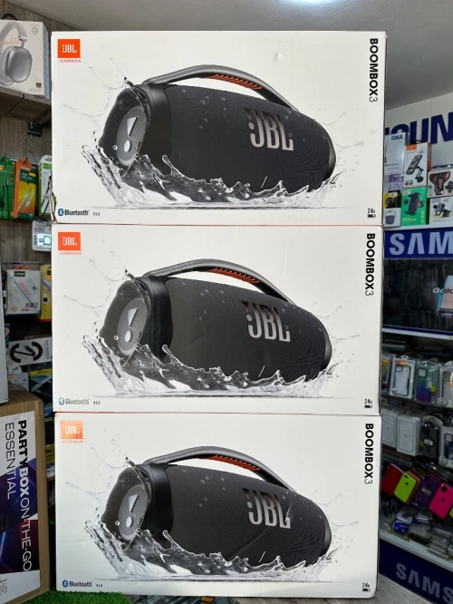 JBL boombox 3 wifi et Bluetooth neuf partybox charge 5/6 disponible