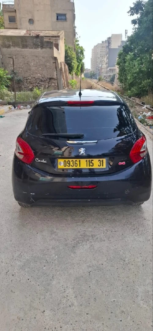Peugeot 208 2015 Active 18
