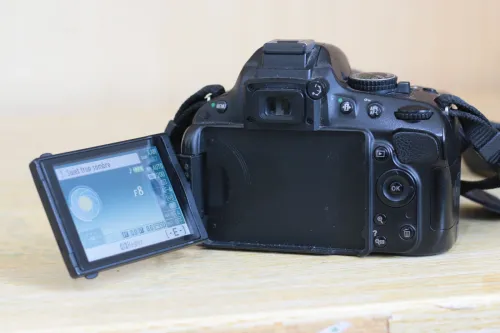  nikon d5100 avec objdectif  18 55 mm 
