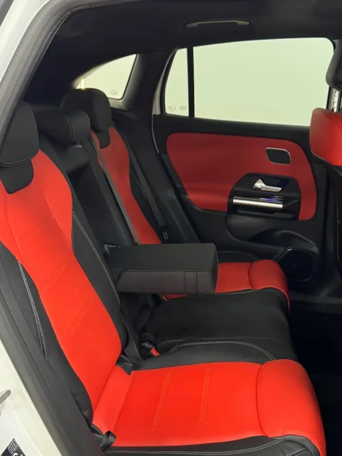 Mercedes GLA 200 2025 