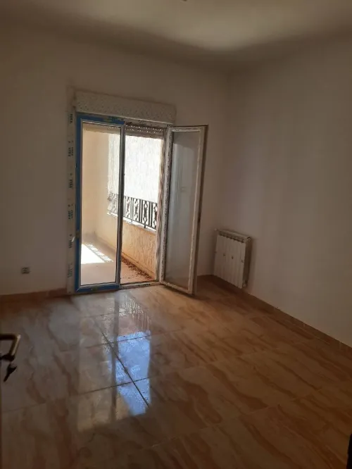 Location Appartement F3 Oran Sidi chami