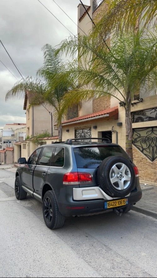 Volkswagen Touareg 2006 R+5