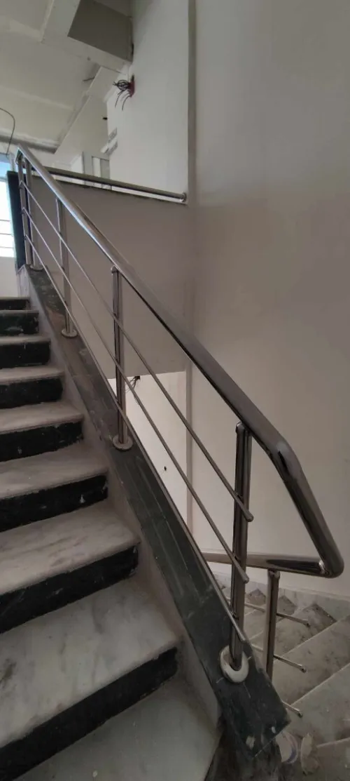 Rampe d'escalier en inox