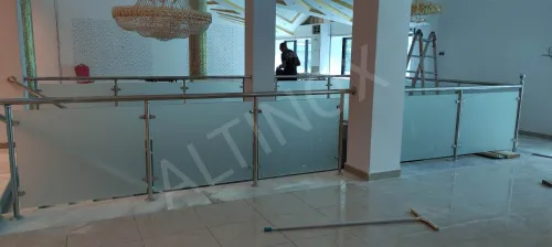 Rampe d'escalier en inox 