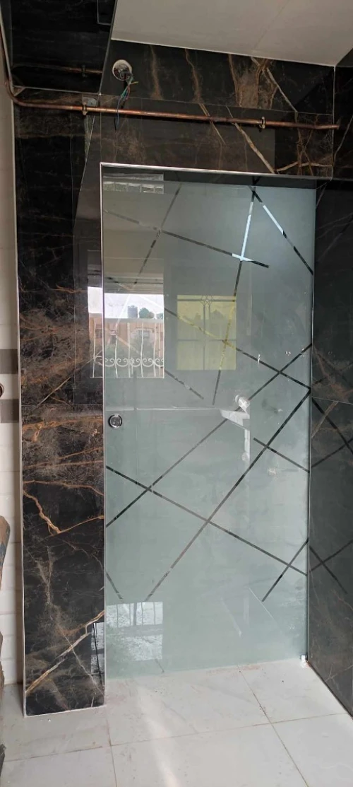 Façade en verre trempé 