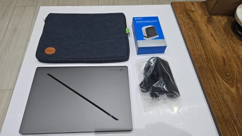 ASUS ROG ZEPHYRUS G16 2025 ULTRA 9 285H 32GB 2TB RTX 5070 16'' 2.5K OLED 240HZ