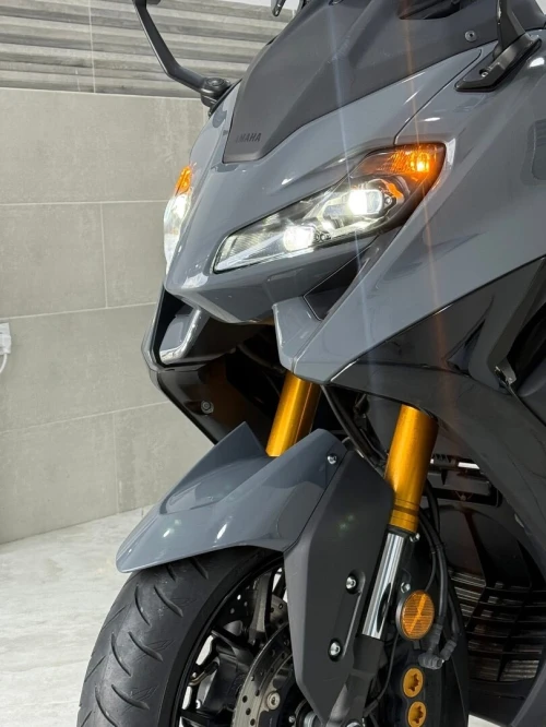 Yamaha Tmax 2022