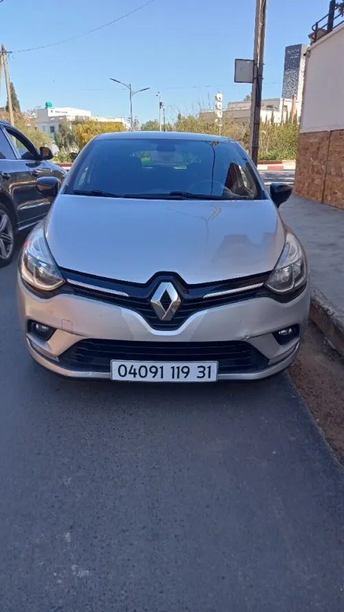 Renault Clio 4 2019 Limited 2