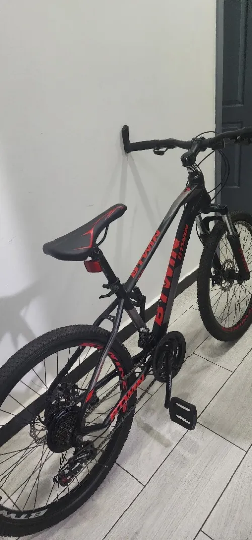 Vend VTT btwin 24 pouces neuf