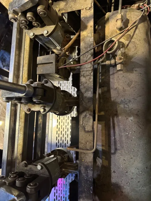 Machine conti morsi