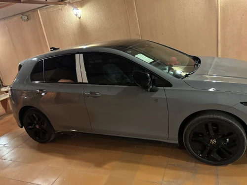 Volkswagen Golf 8.5 black édition R line 2025 
