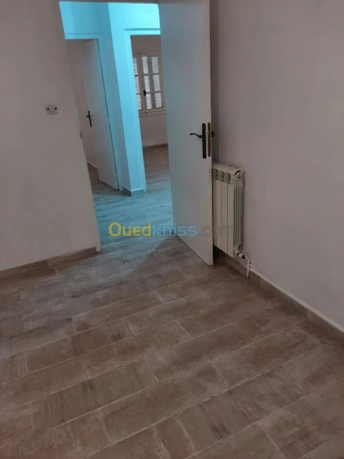Location Appartement F4 Alger Kouba
