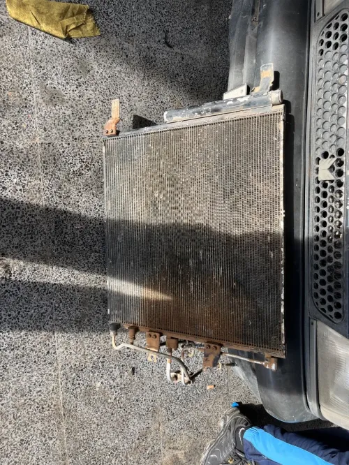 Radiateur clim ram 5,7L 