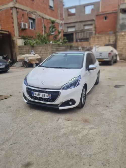 Peugeot 208 2018 Allure Facelift