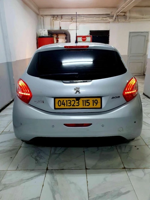 Peugeot 208 2015 Access