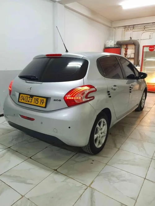 Peugeot 208 2015 Access