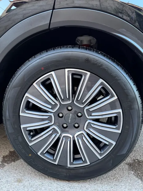 Jetour  X70 PLUS 2025 Luxury Edition 7 places 