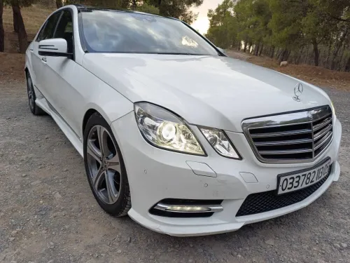 Mercedes Classe E 2013 AVANTGARDE Pack AMG