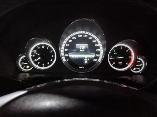 Mercedes Classe E 2013 AVANTGARDE Pack AMG