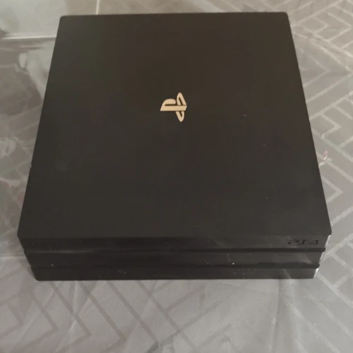PlayStation 4 pro 1T version 9.00
