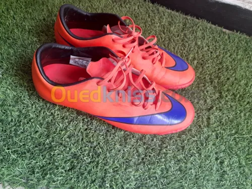 Chaussures de football Nike Mercurial originales
