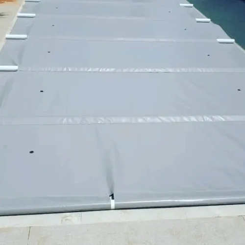 Couverture piscine à bâche à barre 