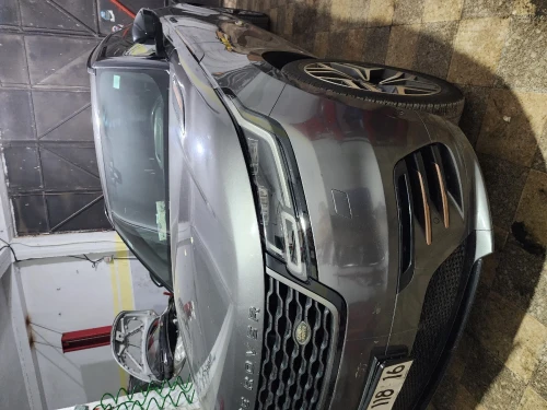Land Rover Land Rover  2018 