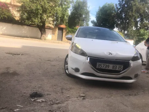 Peugeot 208 2013 Allure