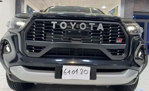 Toyota Hilux 2025 GR full options