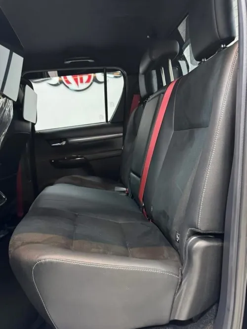 Toyota HILUX 2025 GR FULL OPTIONS