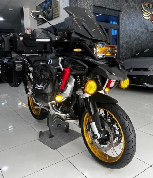 BMW GS  Triple black full options 2022