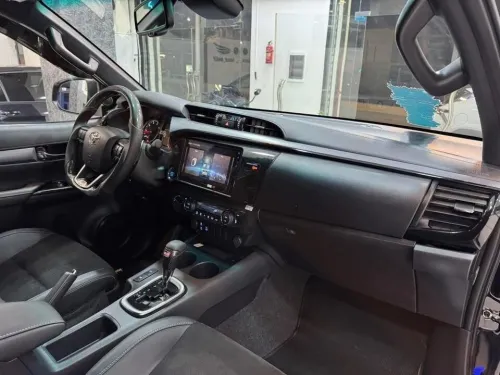 Toyota HILUX 2025 GR FULL OPTIONS