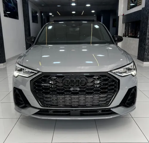 Audi Q3 2025 S-line full options