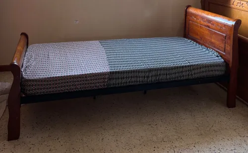 Chambre à coucher bois noble 100%(hêtre)
