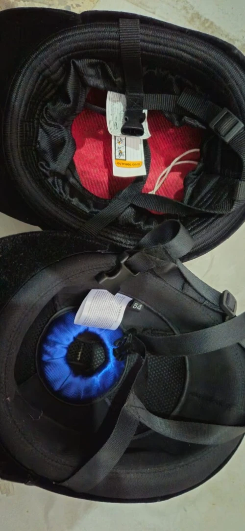 Equipements accessoires et vêtements d'équitation