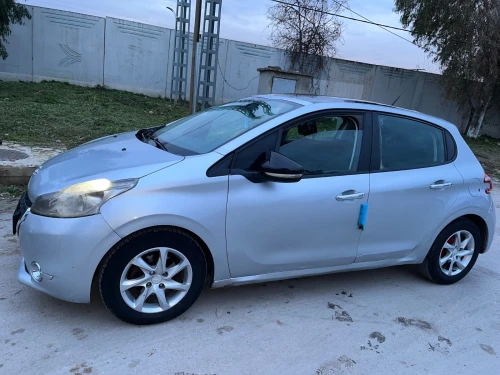 Peugeot 208 2013 208