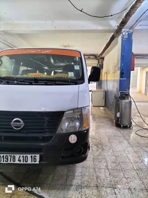 Nissan urvan E25 2010
